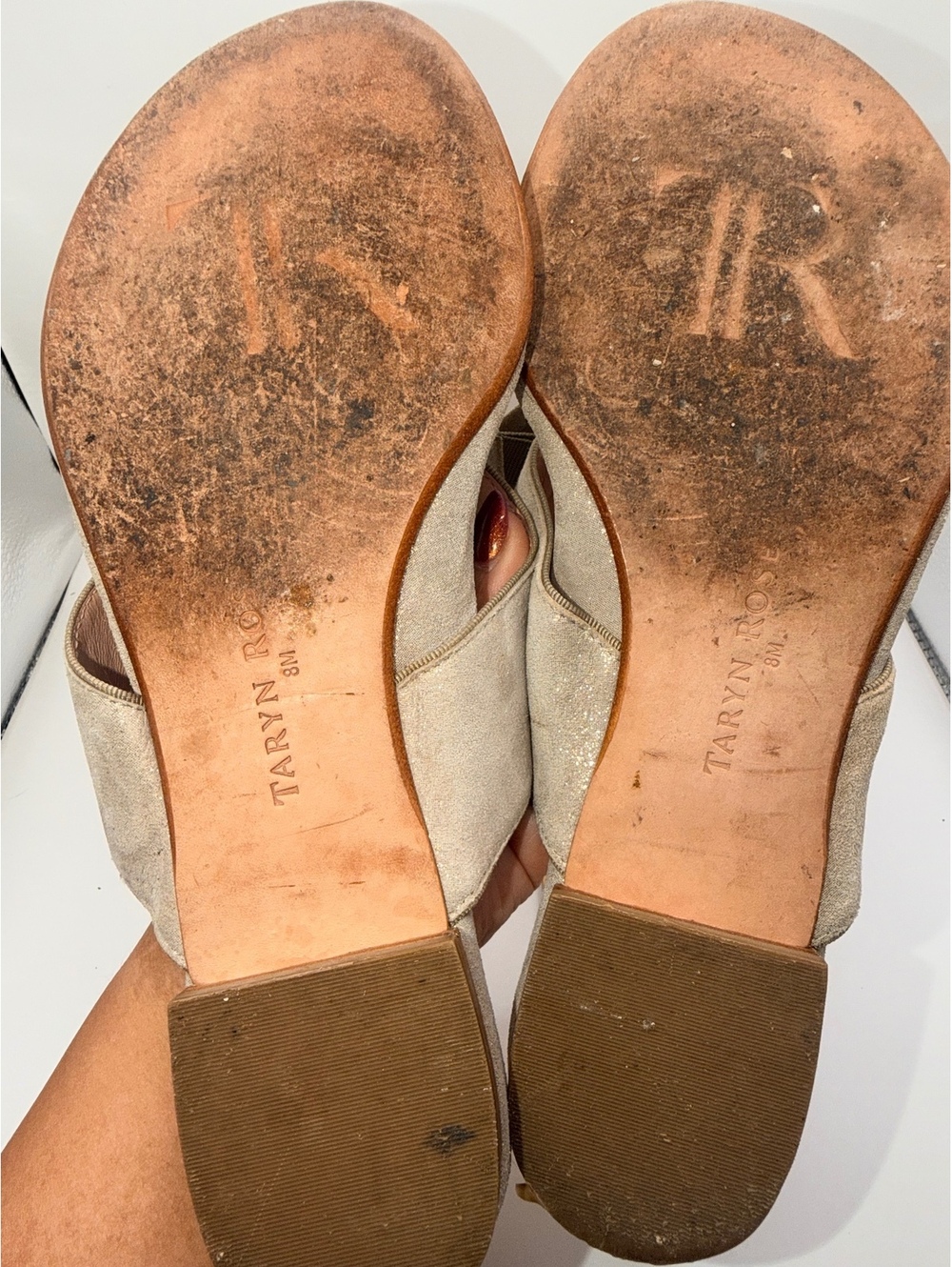 Taryn Rose Metallic Gold Bow Slide Sandals Size 37 - Picture 3 of 3